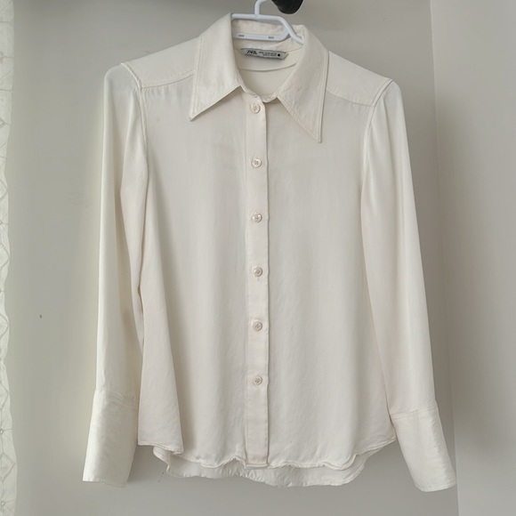 Zara blouse - Picture 3 of 3